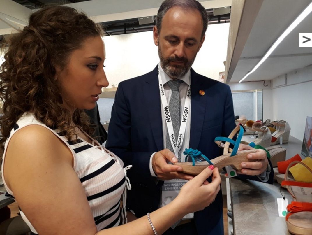 Odoo - Prueba 1 a tres columnas